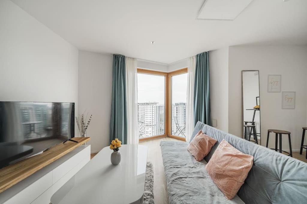 City Sky Studio Mit Balkon Vienna Viena Exterior foto